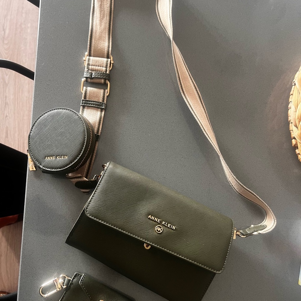 Anne Klein Black Crossbody Bag Minimalist Design